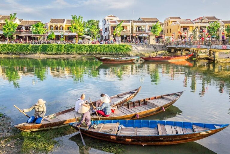 Top 5 Things to Do in Vietnam