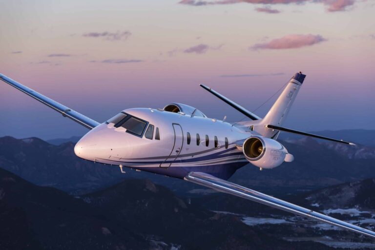 Top Private Jet Routes for Weekend Escapes